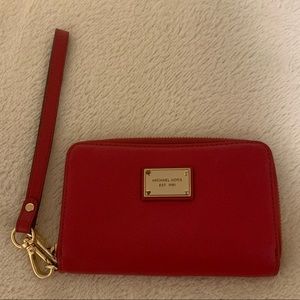 Michael Kors wristlet/wallet with chain